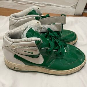 Nike Air Force one Green & White Mid-Top Sneakers